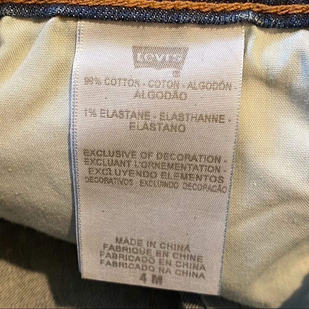 NWT~LEVI’S 515 Blue Boot Cut Mid Rise Jeans Size 4